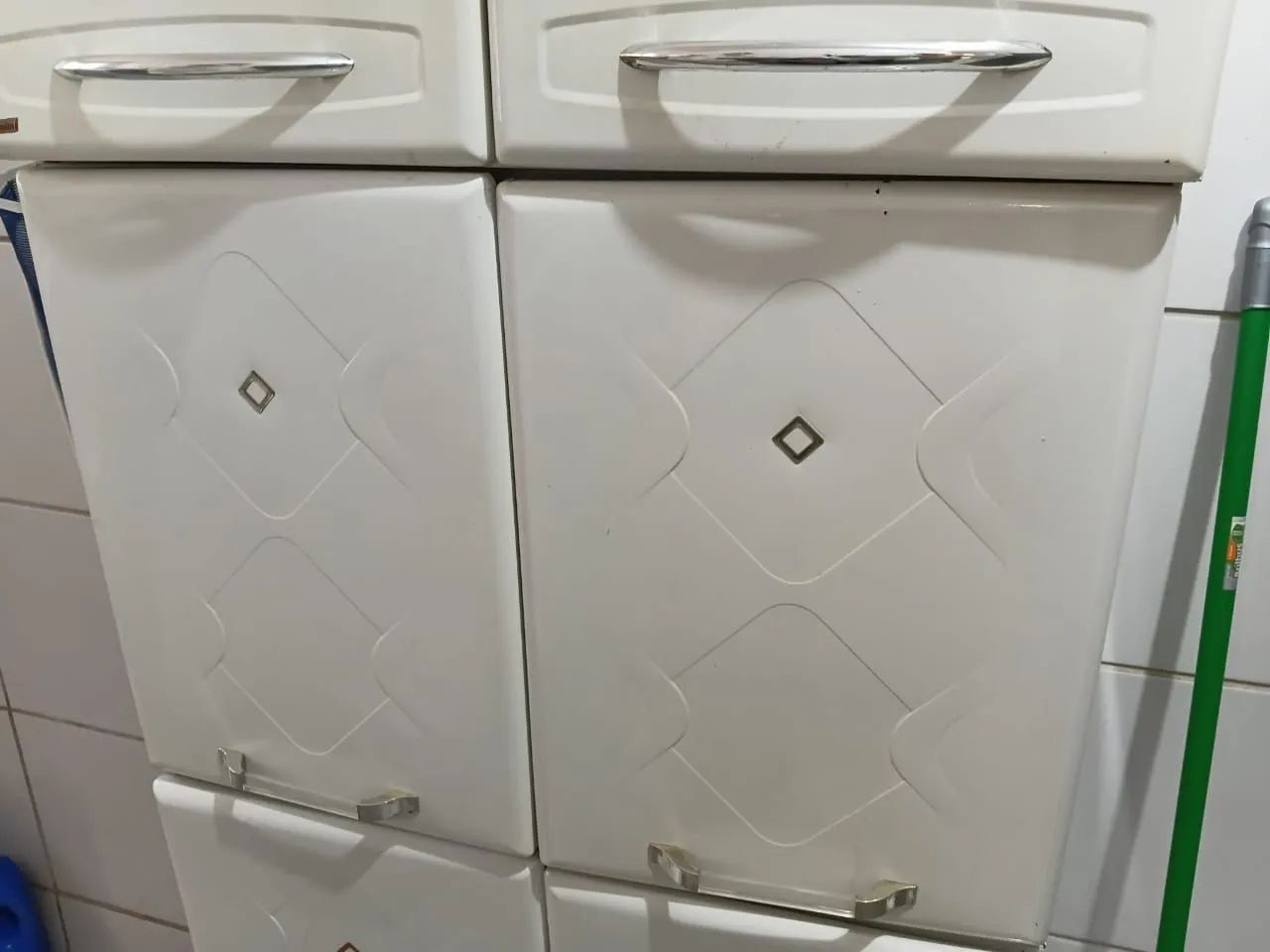 Armário em aço Duas portas 