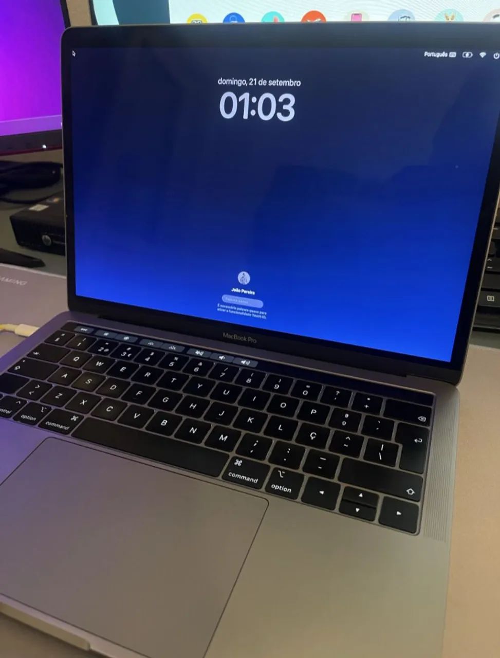MacBook pro 2019 touch bar I5 8gb 256 ssd - Foto 3