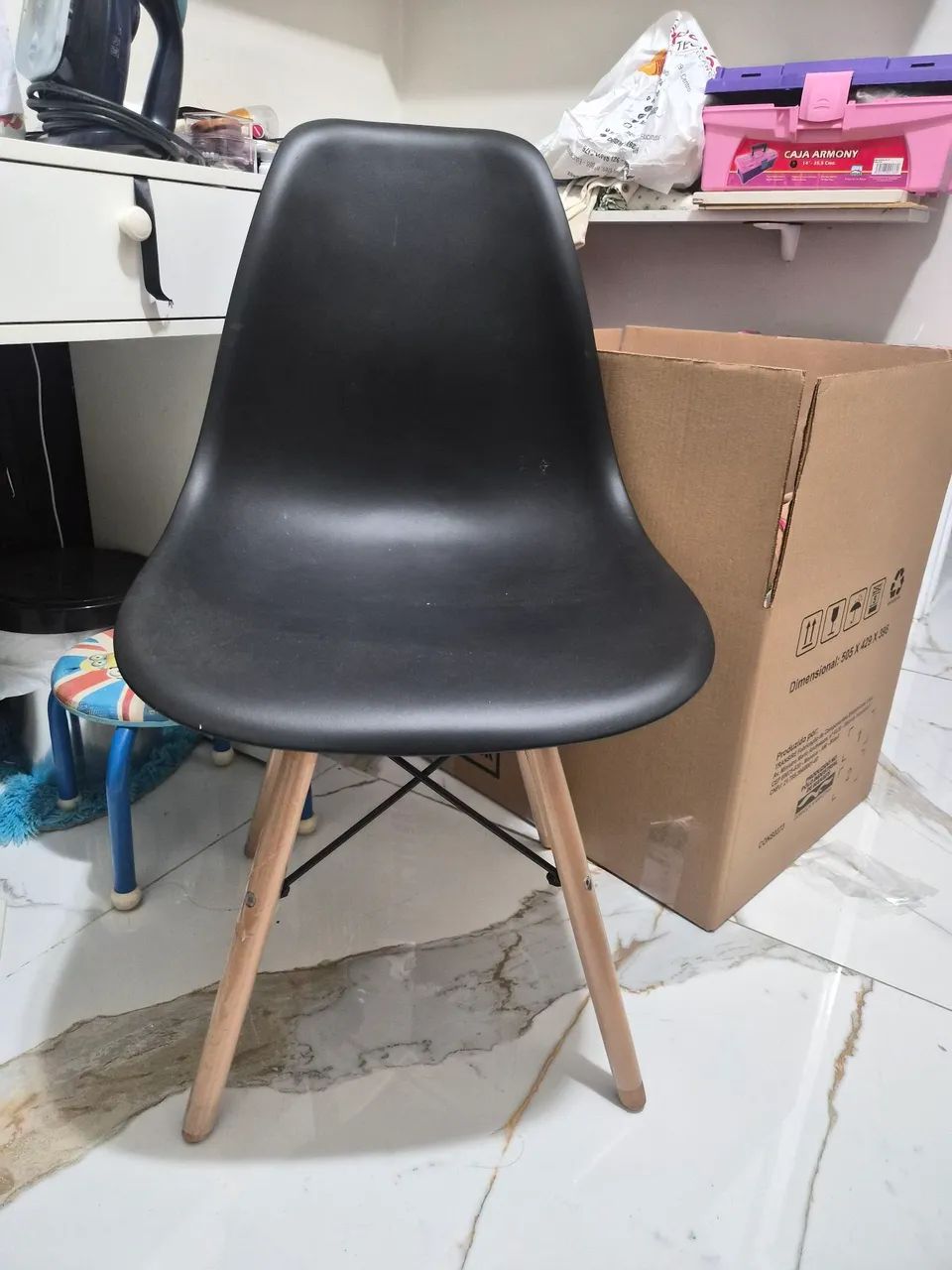 Cadeira preta 