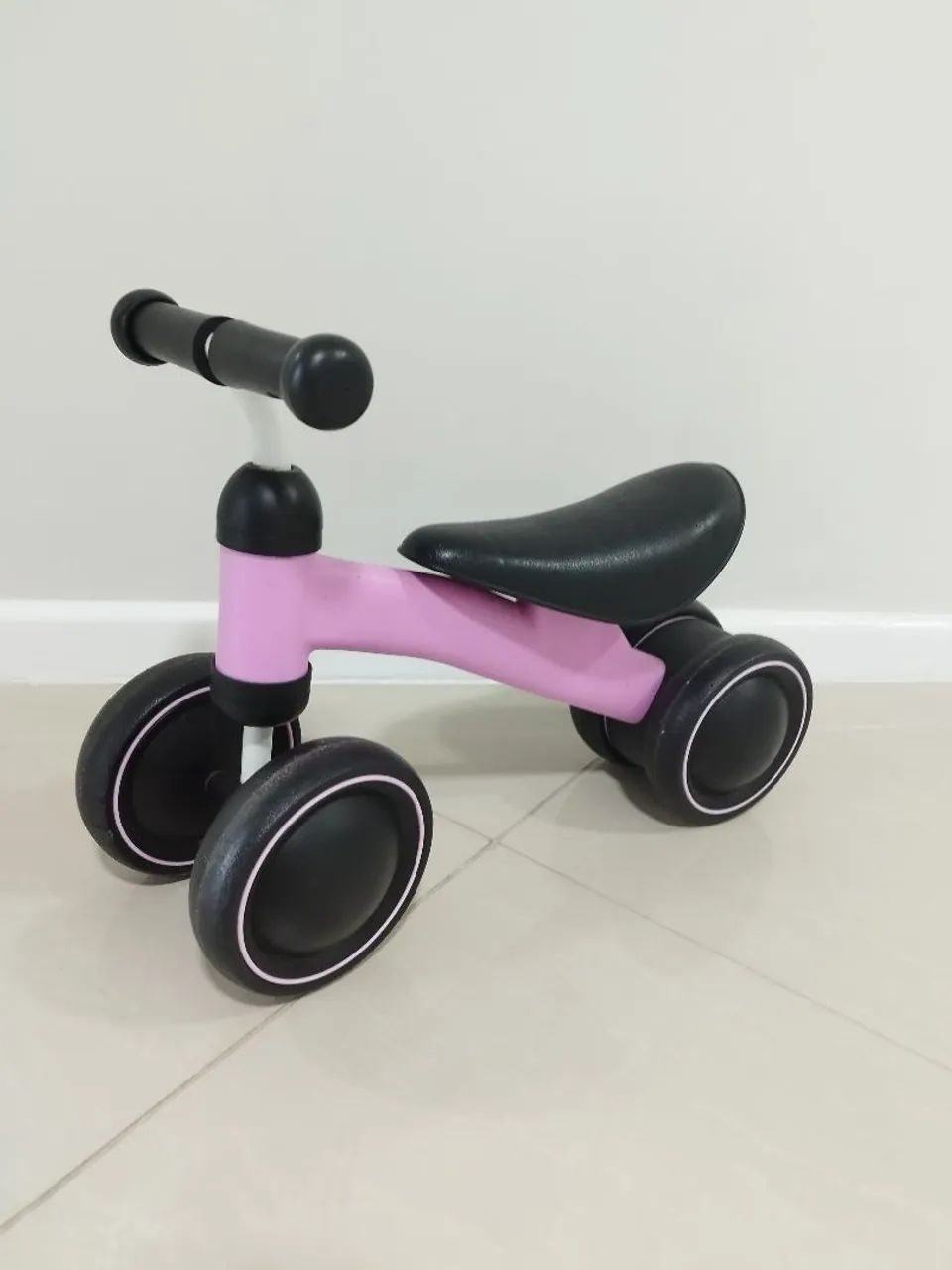 Bicicleta de equilíbrio Buba
