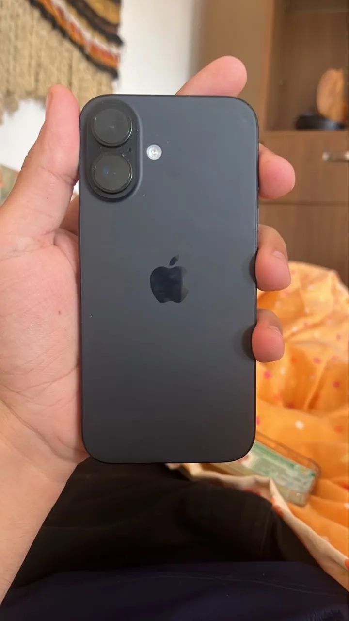 iPhone 16  - Foto 3