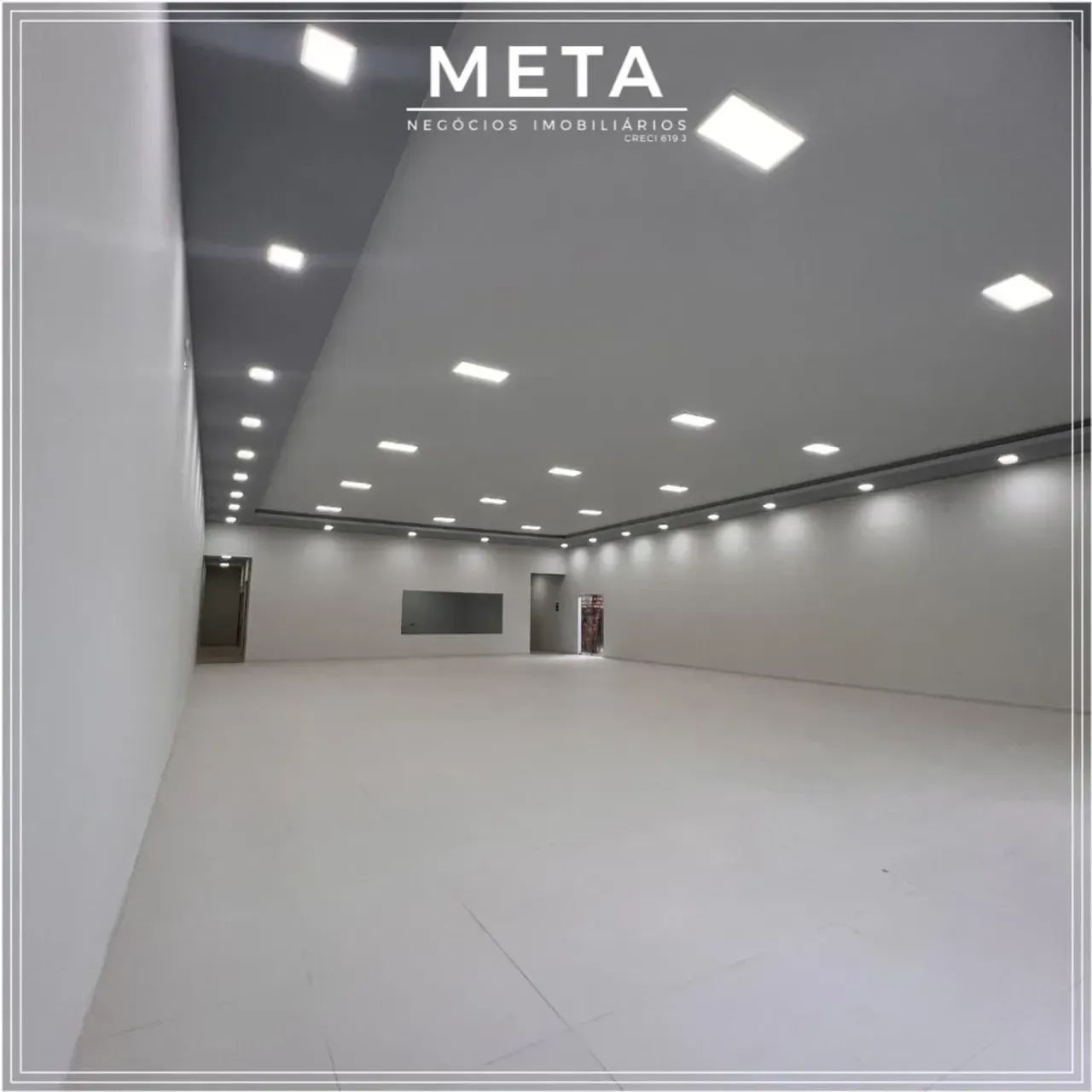 ALUGA-SE EXCELENTE IMÓVEL COMERCIAL NO BAIRRO BURITIS | AMPLO E PRONTO PARA SUA EMPRESA - Foto 3