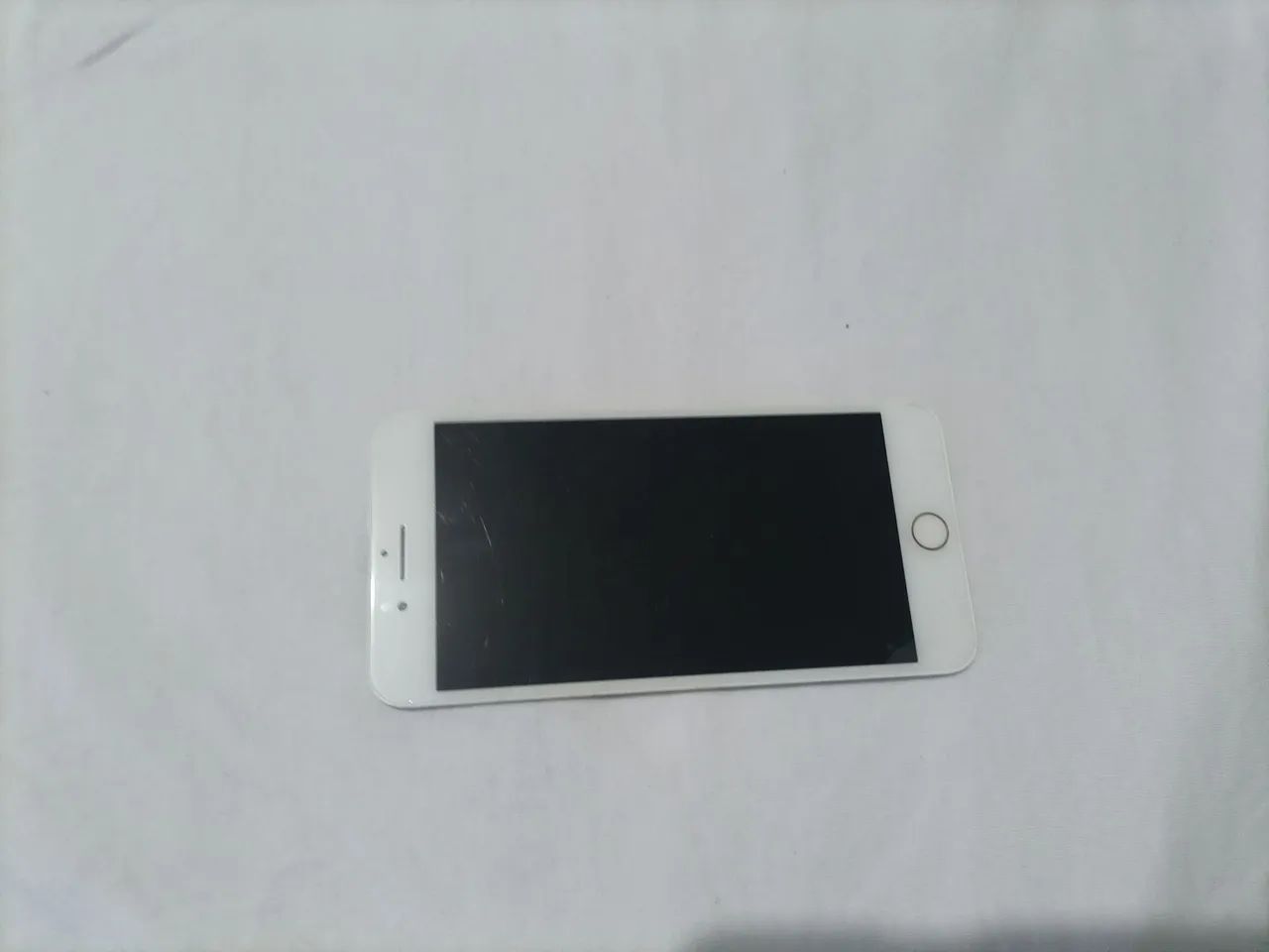 Tela do iPhone 7plus com  blindagem 