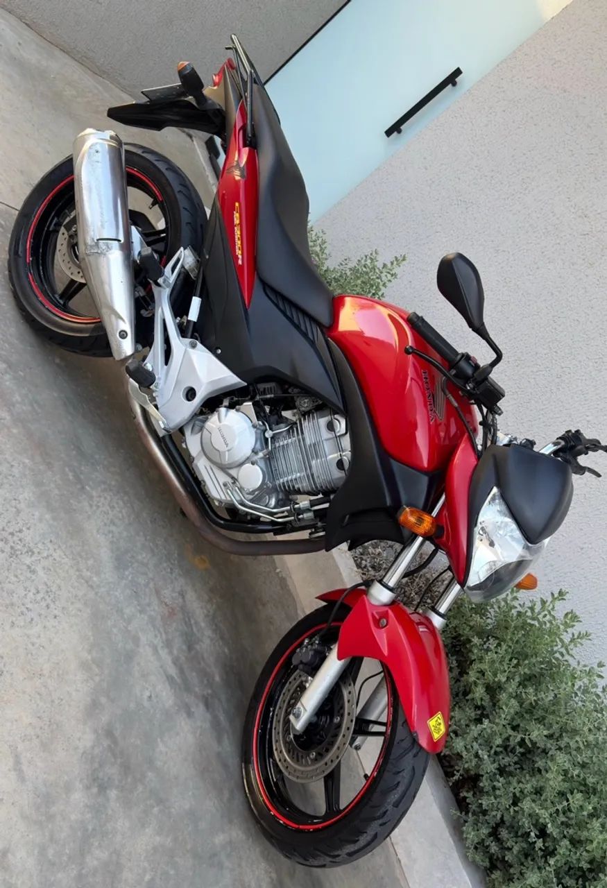 CB 300 2012 