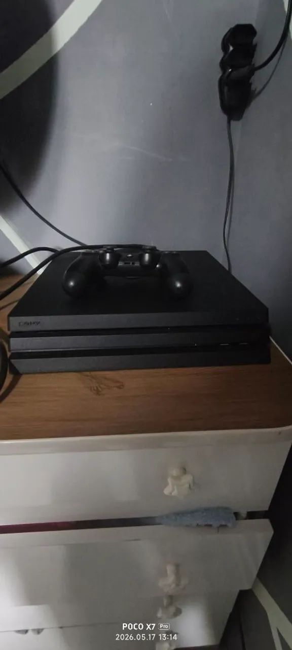 PS4 pro  - Foto 3