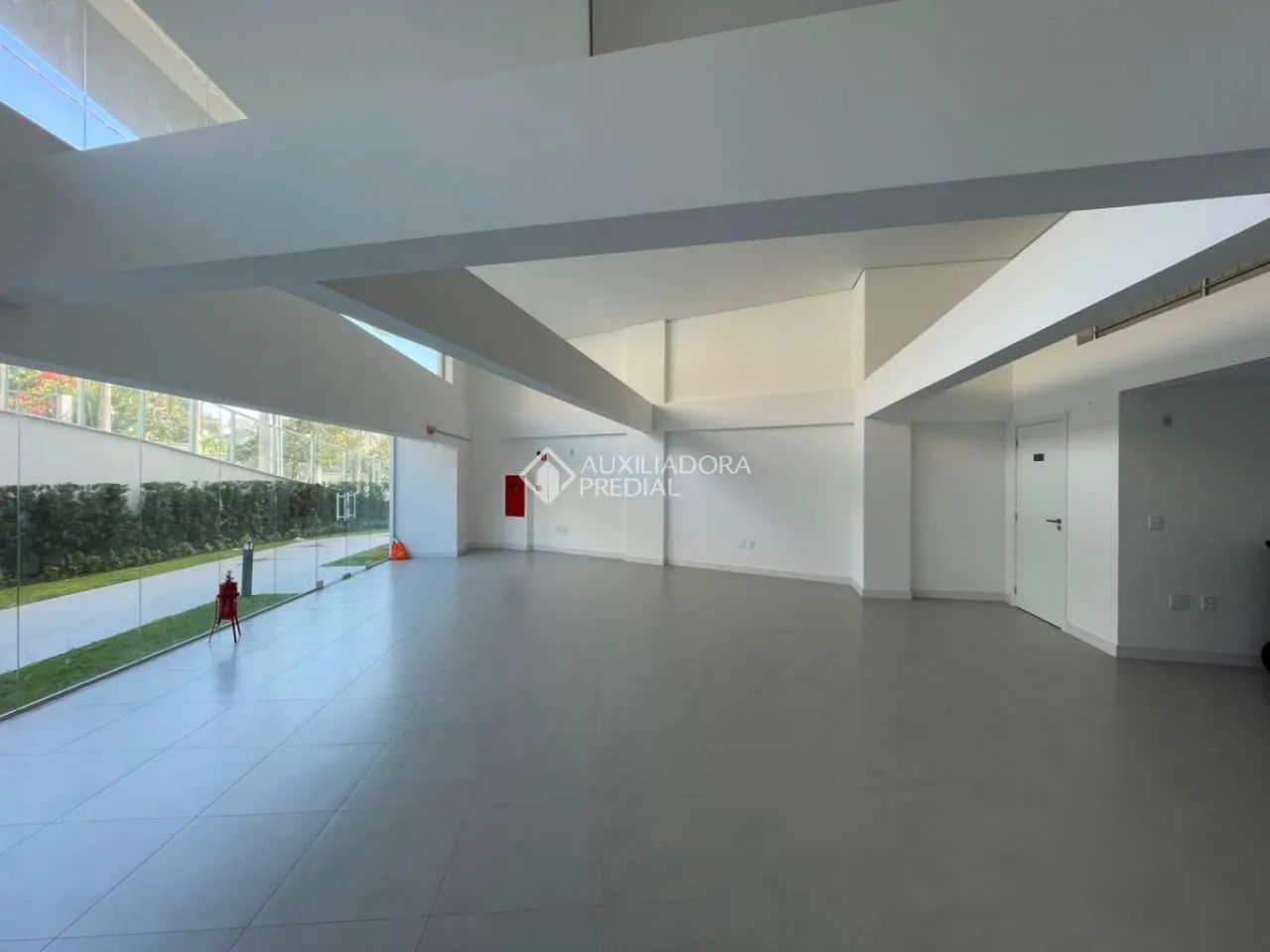Excelente loja disponível para aluguel no bairro João Paulo, Florianópolis. - Foto 5