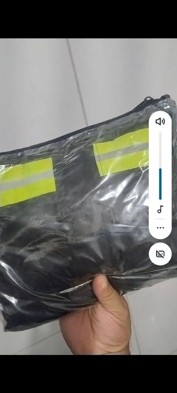 Vendo conjunto Novo PROMOÇÃO 50 Reis de capa de chuva para motoqueiro