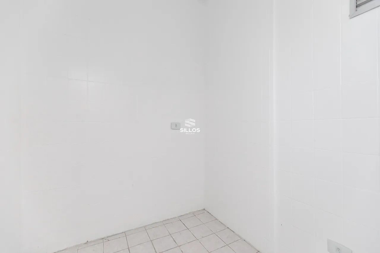 Sala comercial com 125,39 m² para alugar no Centro de Curitiba - Foto 3