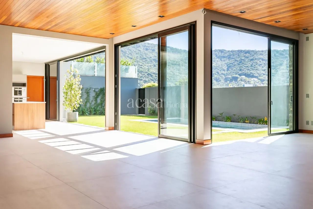 Incrível casa a venda na Lagoa da Conceição !!!!!!!! - Foto 3