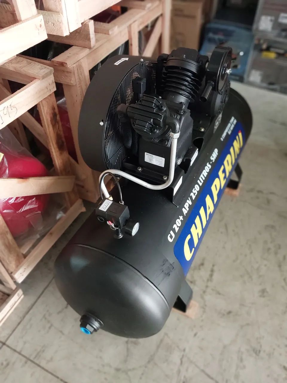 Compressor de ar Chiaperini de 250L 20pcm 5hp Trifásico Industrial (Loja/Nova) - Foto 3