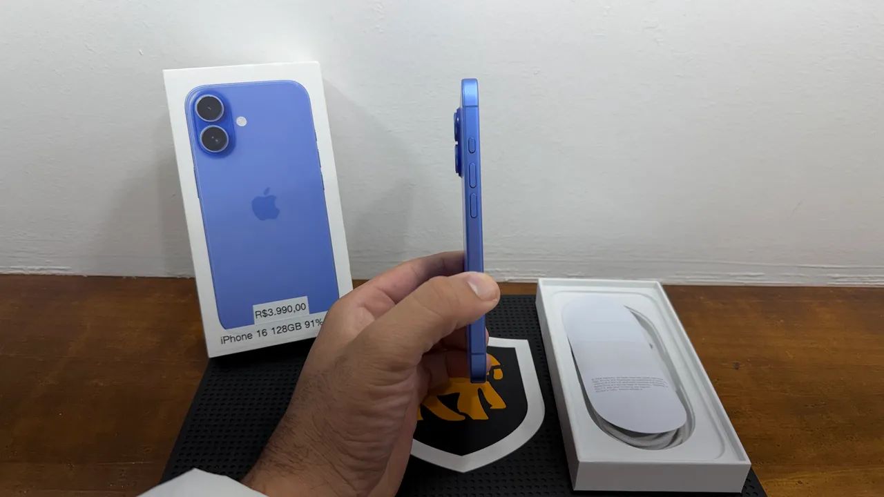 Iphone 16 128GB Azul - semi novo  - Foto 3