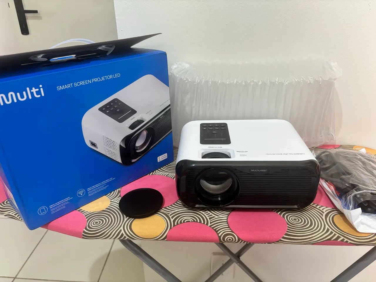 VENDO PROJETOR NOVO  - Foto 2