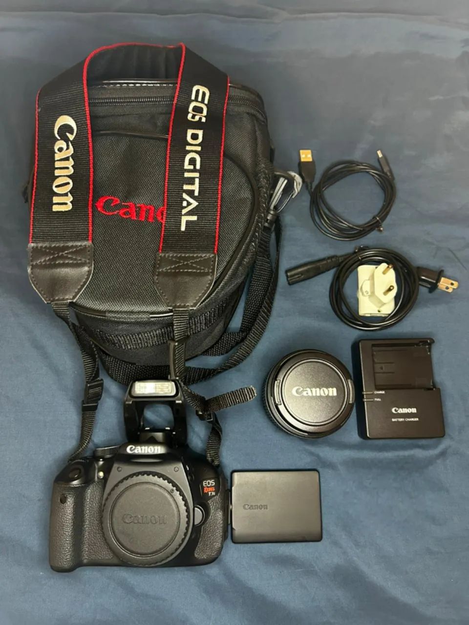 Canon EOS Rebel T3i (EOS 600D) + Kit Completo + Bolsa | Poucos Cliques | Necessita Revisão