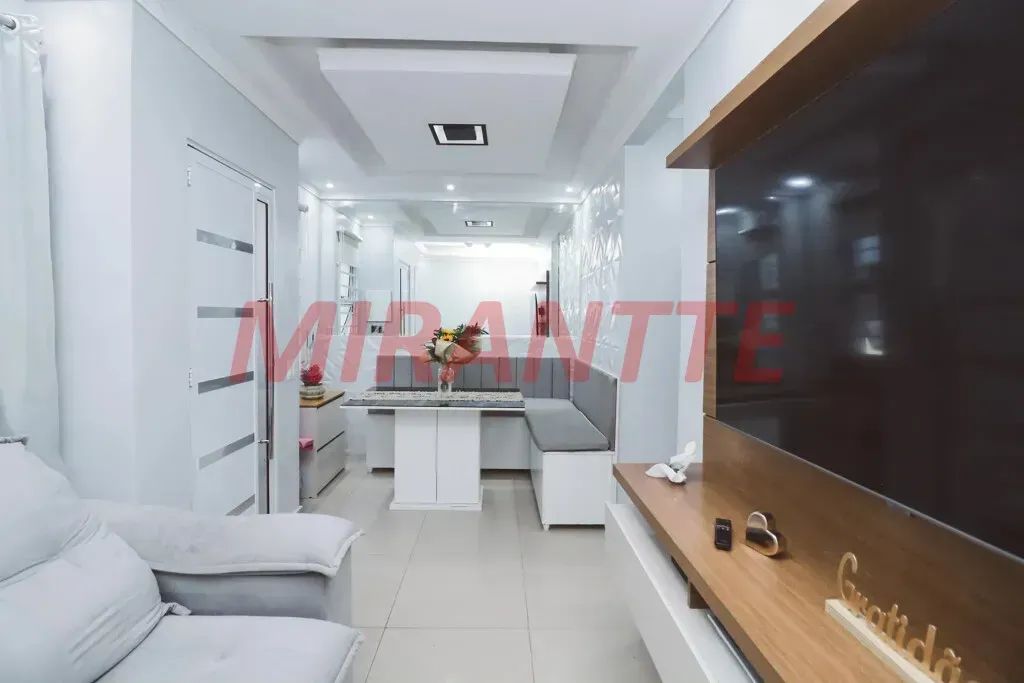 Casa à venda com 73m², 2 quartos e 1 vaga