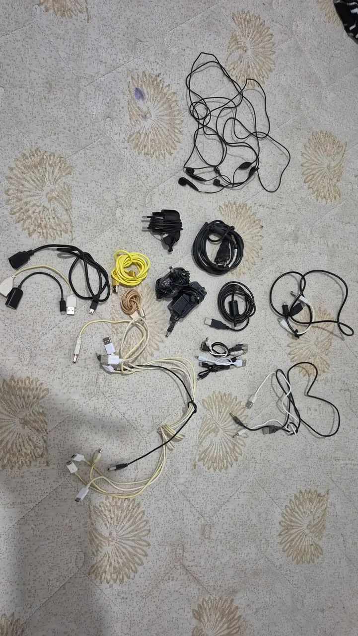 CABOS DIVERSOS  P/ CARREGADOR ANDROID E  APPLE.  - Foto 2