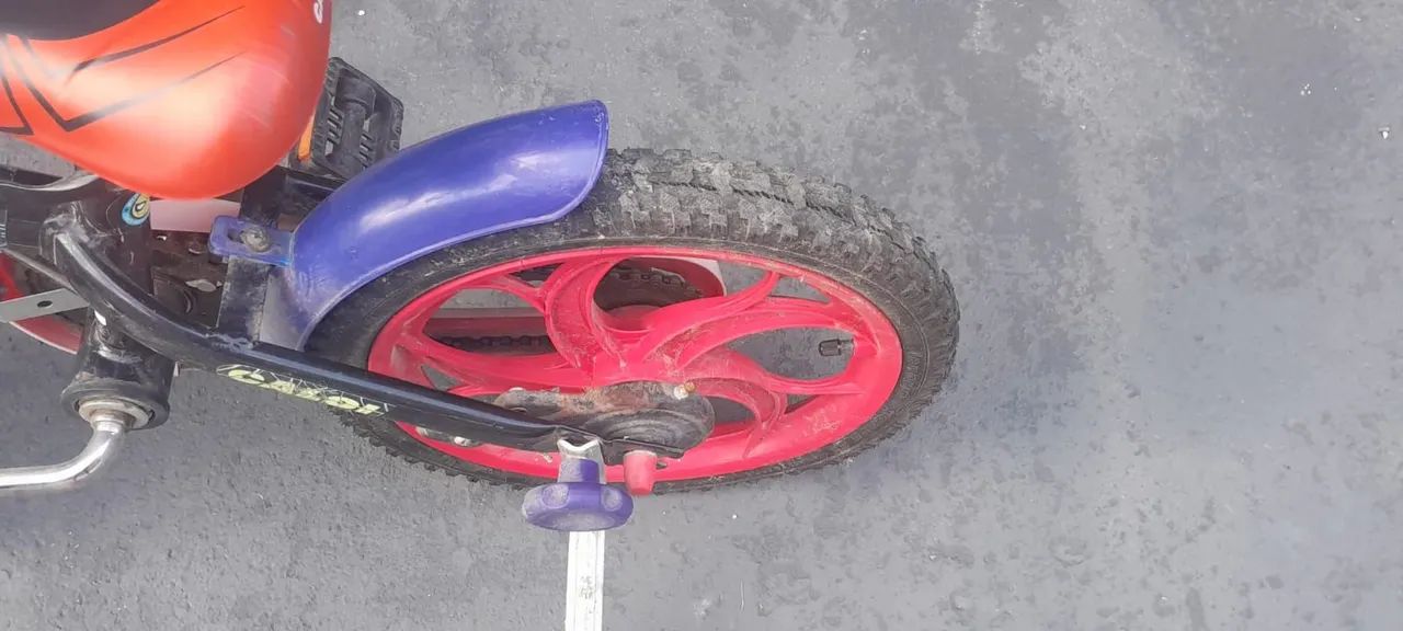 Vendo bicicleta infantil - Foto 5