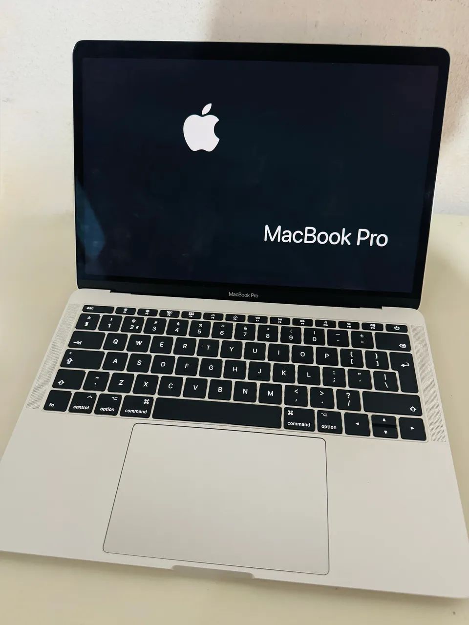 MacBook Pro i5 2017 13" A1708 - Foto 5