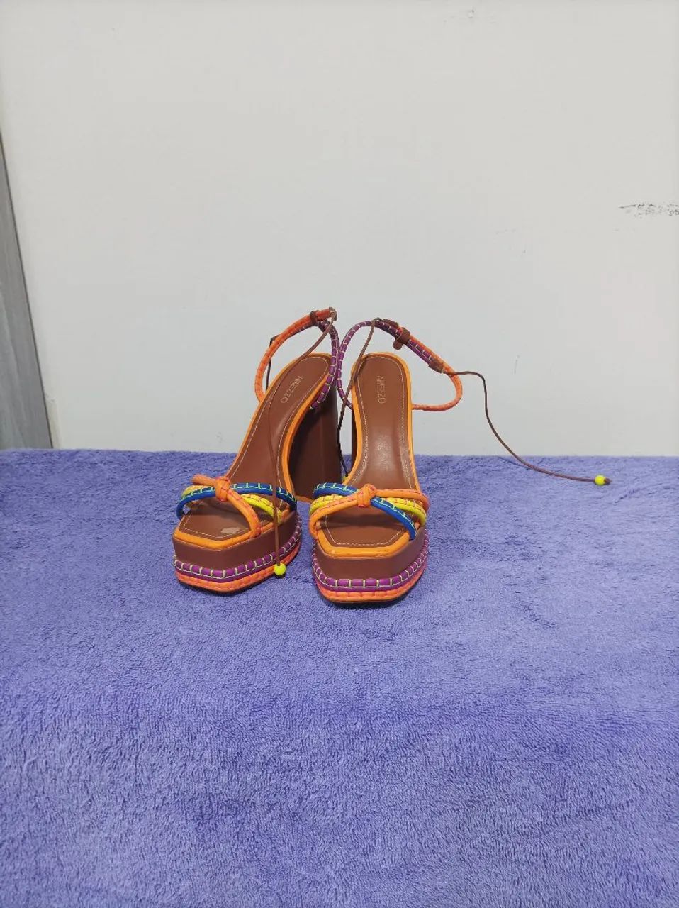 Sandália Arezzo 37. - Foto 4