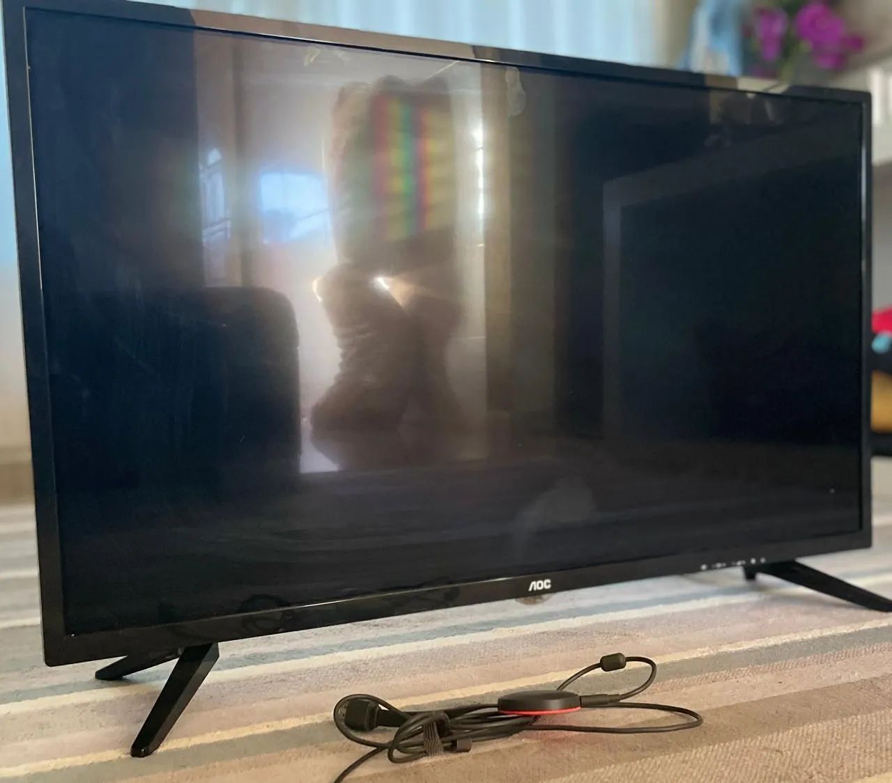 TV 32 POLEGADAS MARCA AOC COM CHROMECAST 