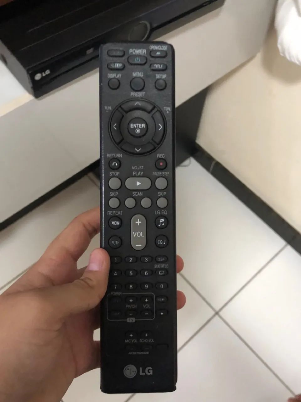 Home Theater LG HT304SL  - Foto 2