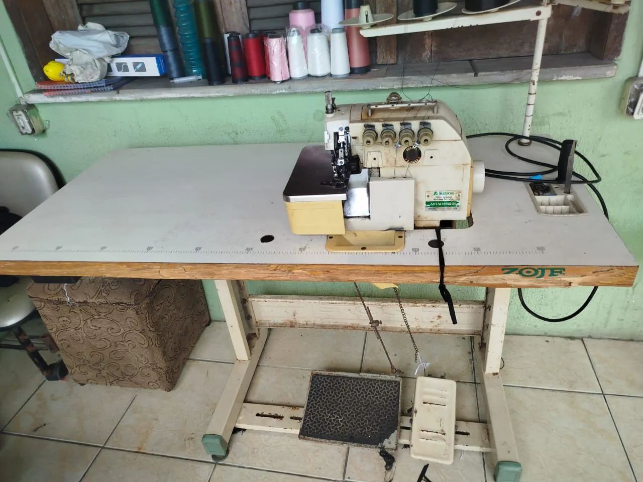 Máquina interlock 