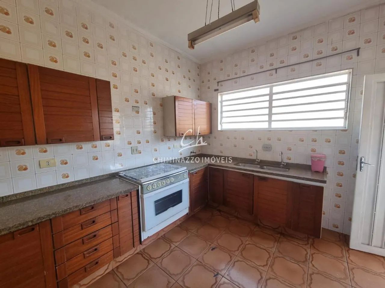 Casa para alugar em Campinas, Jardim Leonor, com 3 quartos, com 192.45 m² - Foto 4