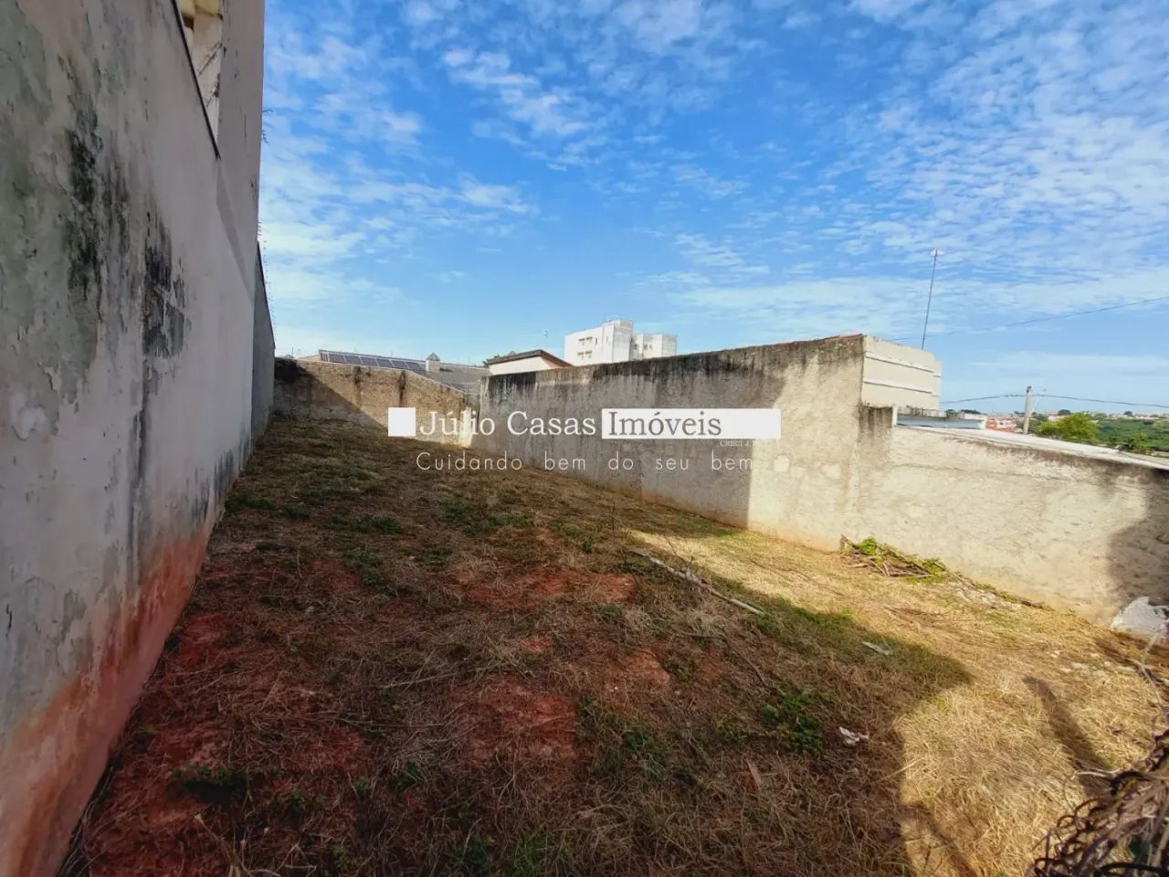 Terreno plano a venda com 300m² - Foto 3
