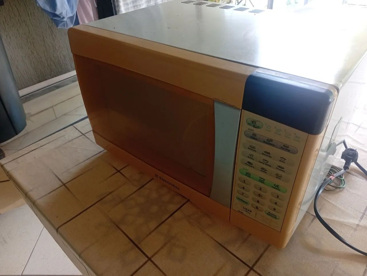 Microondas Eletrolux 28 litros - Foto 3