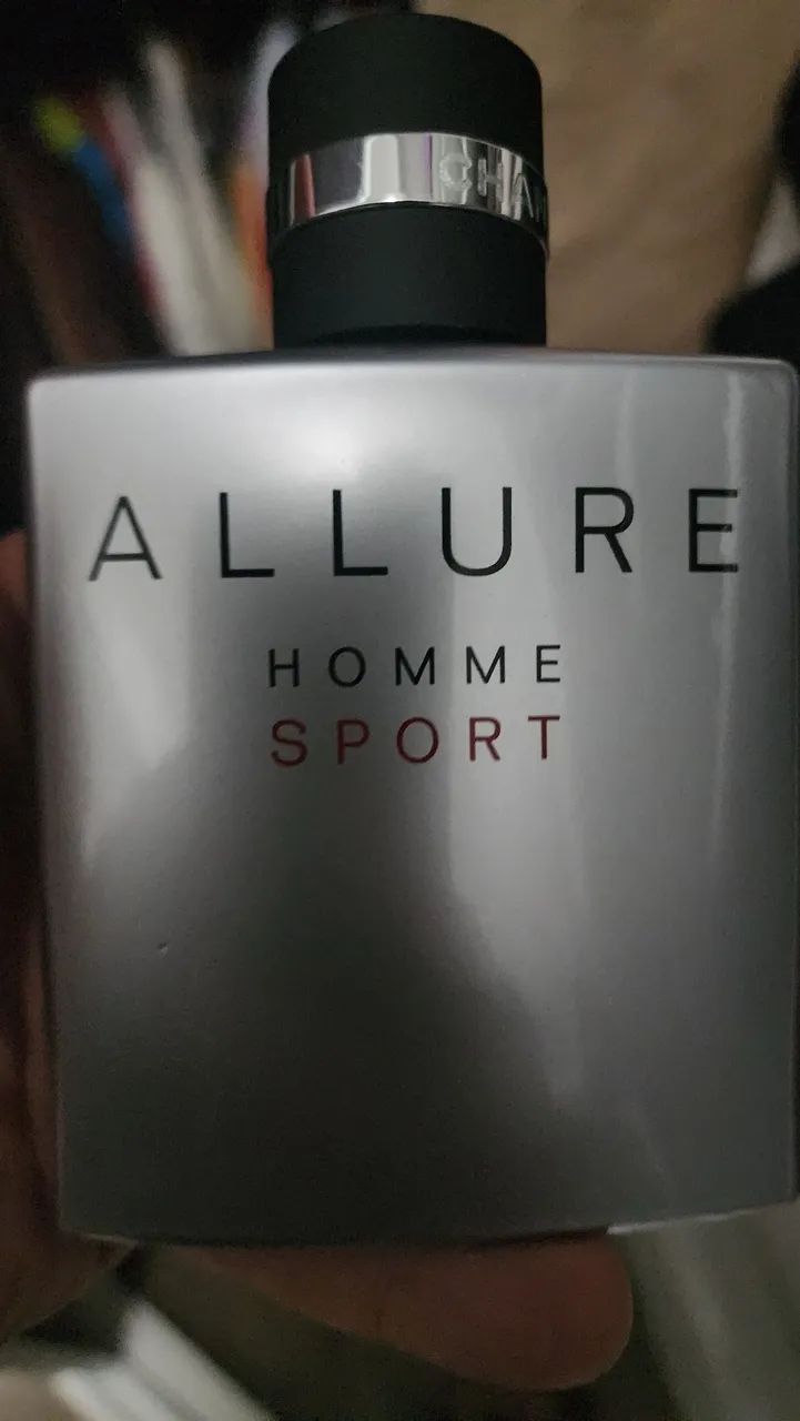 Perfumes originais em desapego. Grande variedade.