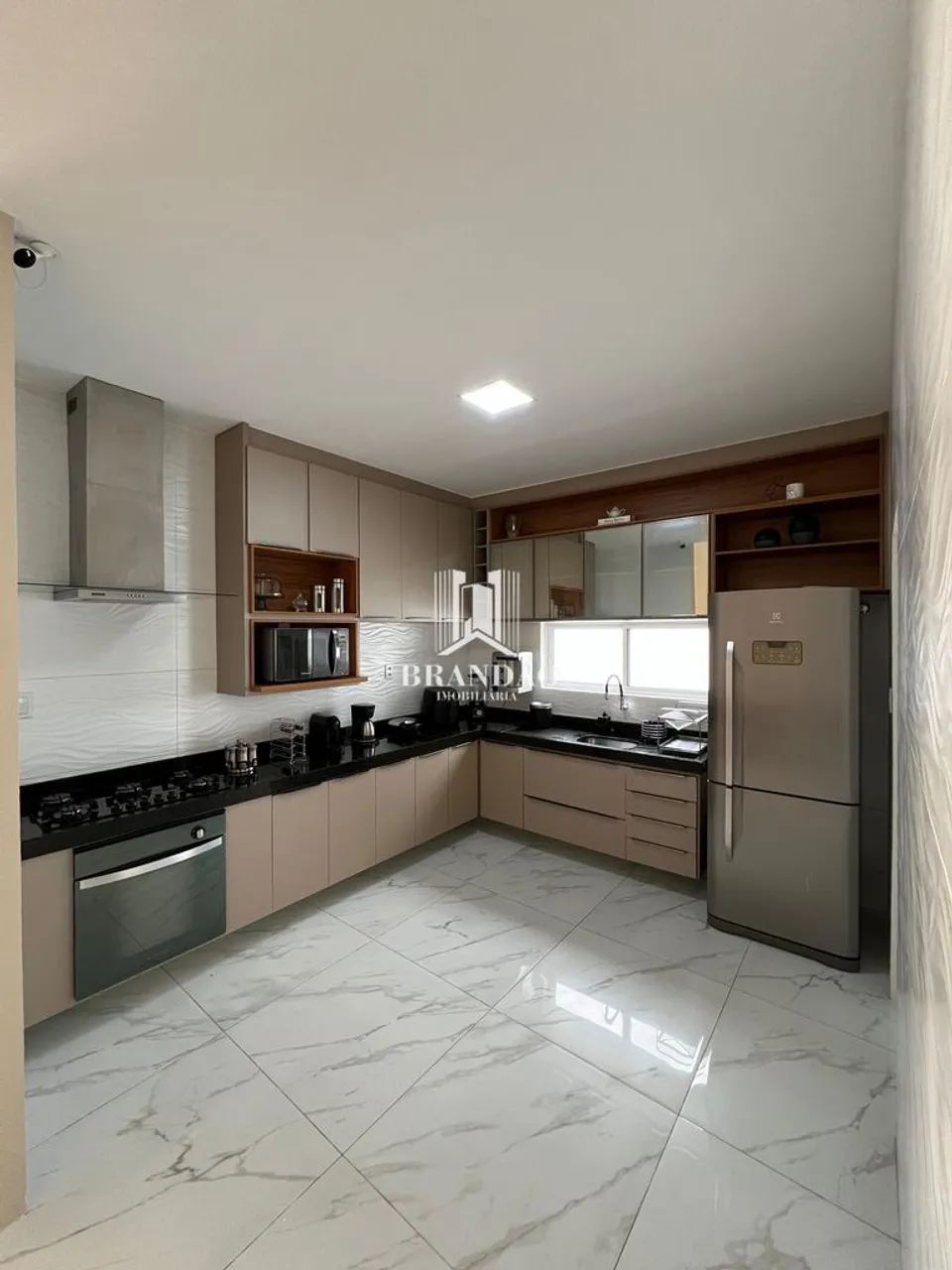 Casa moderna e sofisticada no condomínio Amarina - Foto 2
