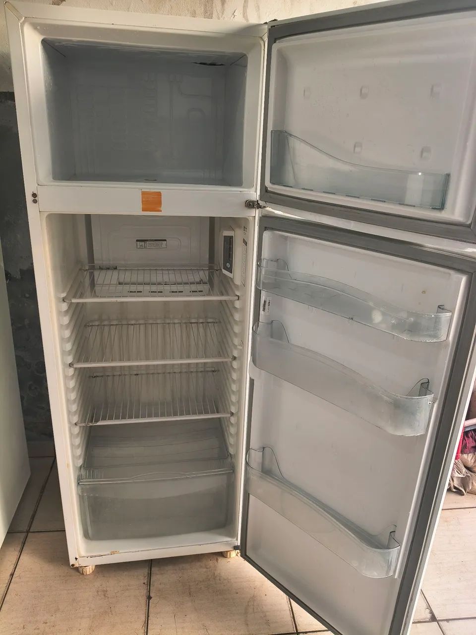 Geladeira Consul DegeloSecoo  - Foto 4