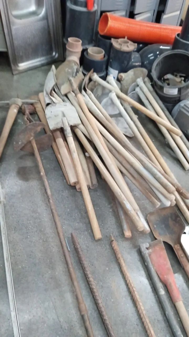 Carrinho Plataforma e Ferramentas Manuais - Foto 2
