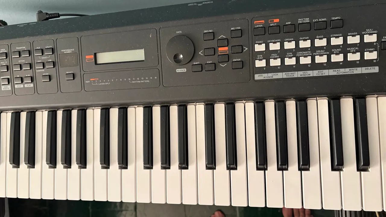 Teclado Yamaha MX61 V2 - Foto 3