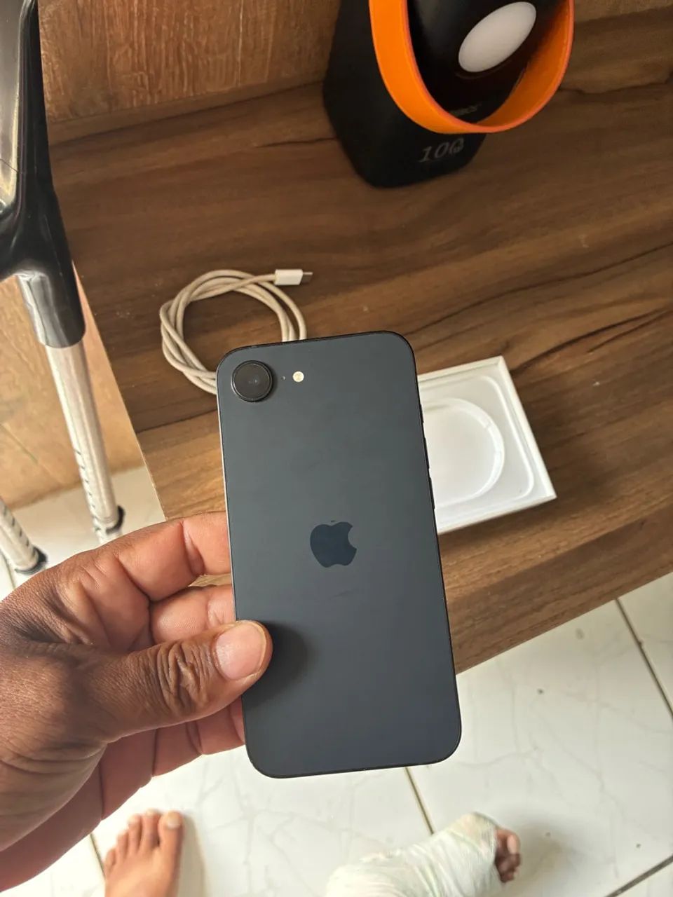 iPhone 16e de 256gb na garantia ainda  - Foto 3