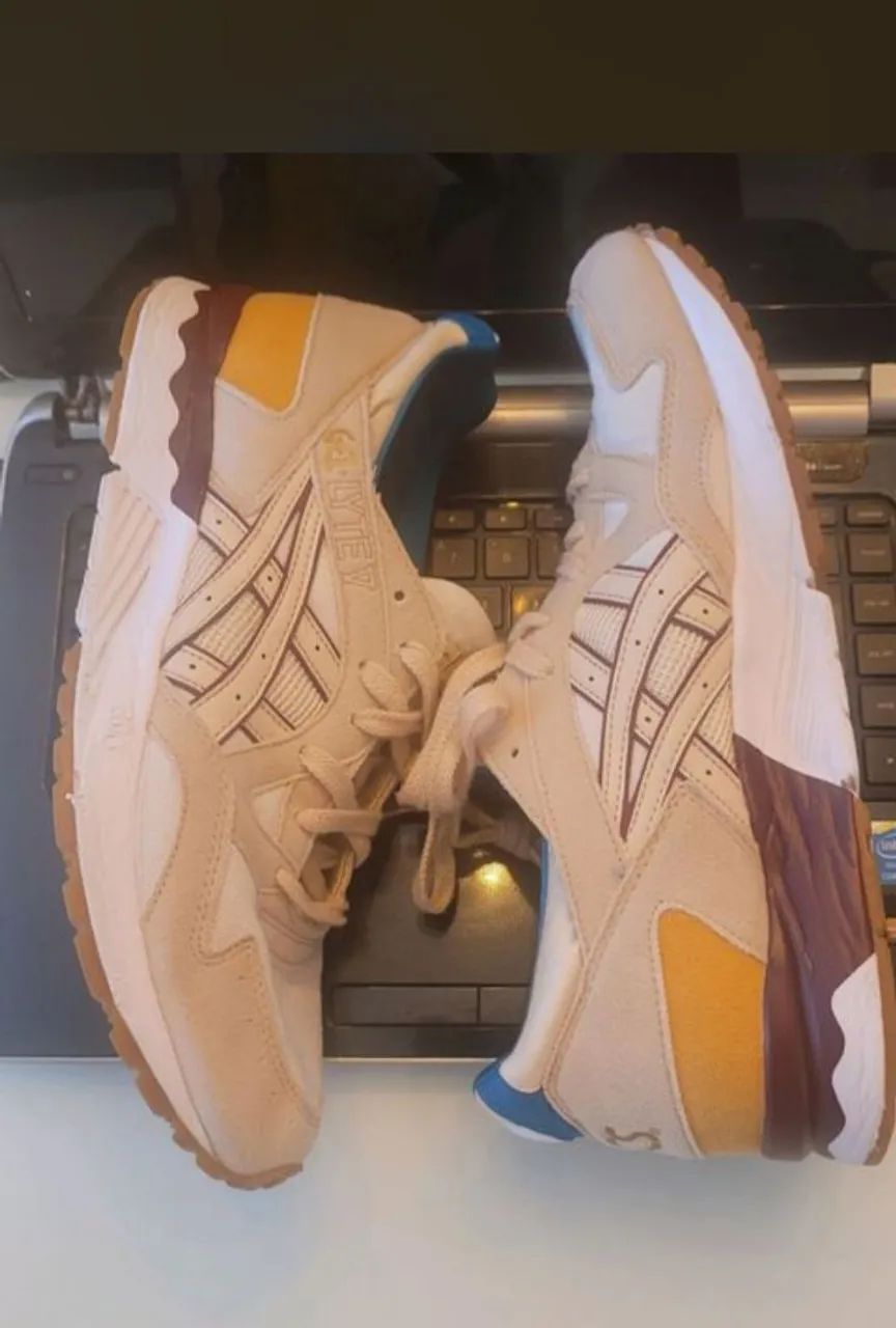 tênis asics gel-lyte v bege -  40 - Foto 3
