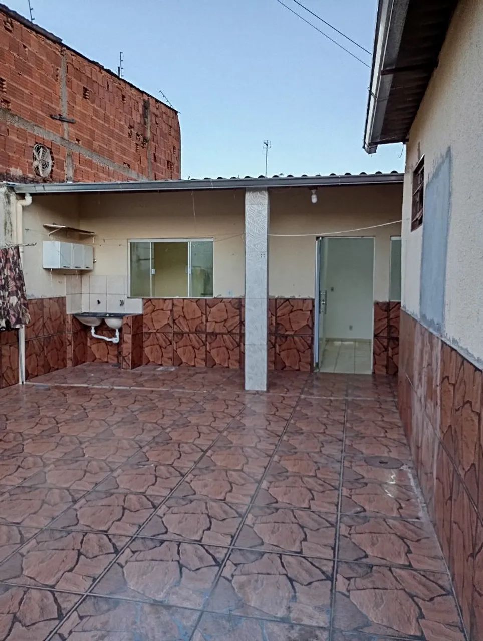 QR 310 ALUGO 2 QTS. Garagem  - Foto 2