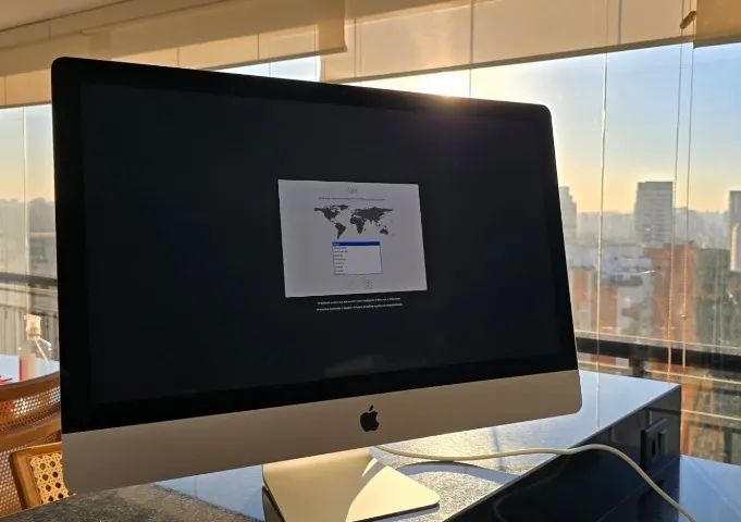 iMac 27 Retina 5K 2020 i5 6-core 24GB RAM SSD 256GB completo na