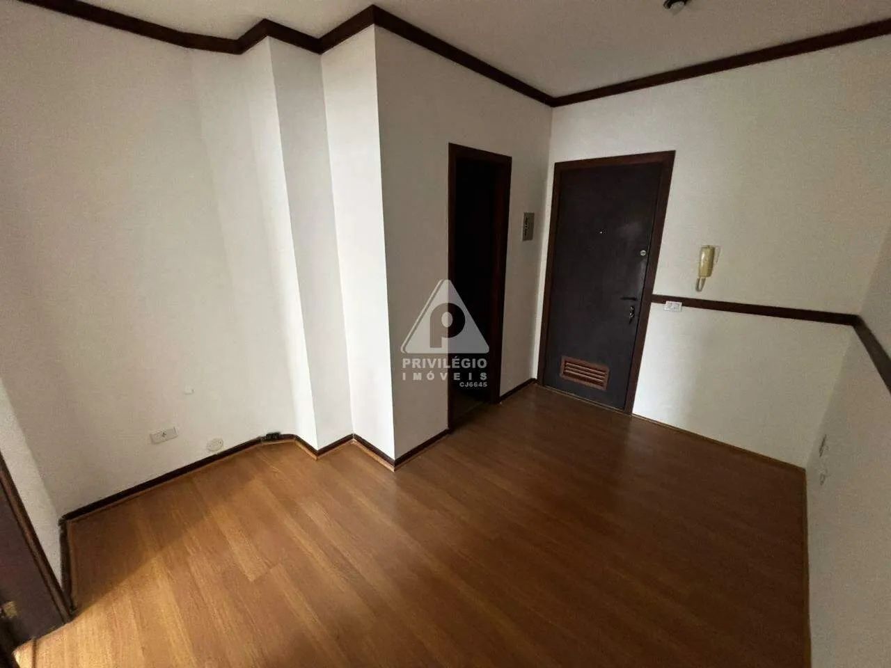 Sala Comercial Frente em Ipanema  34 m², 1 Banheiro, Venda R$ 700.000 - Foto 5