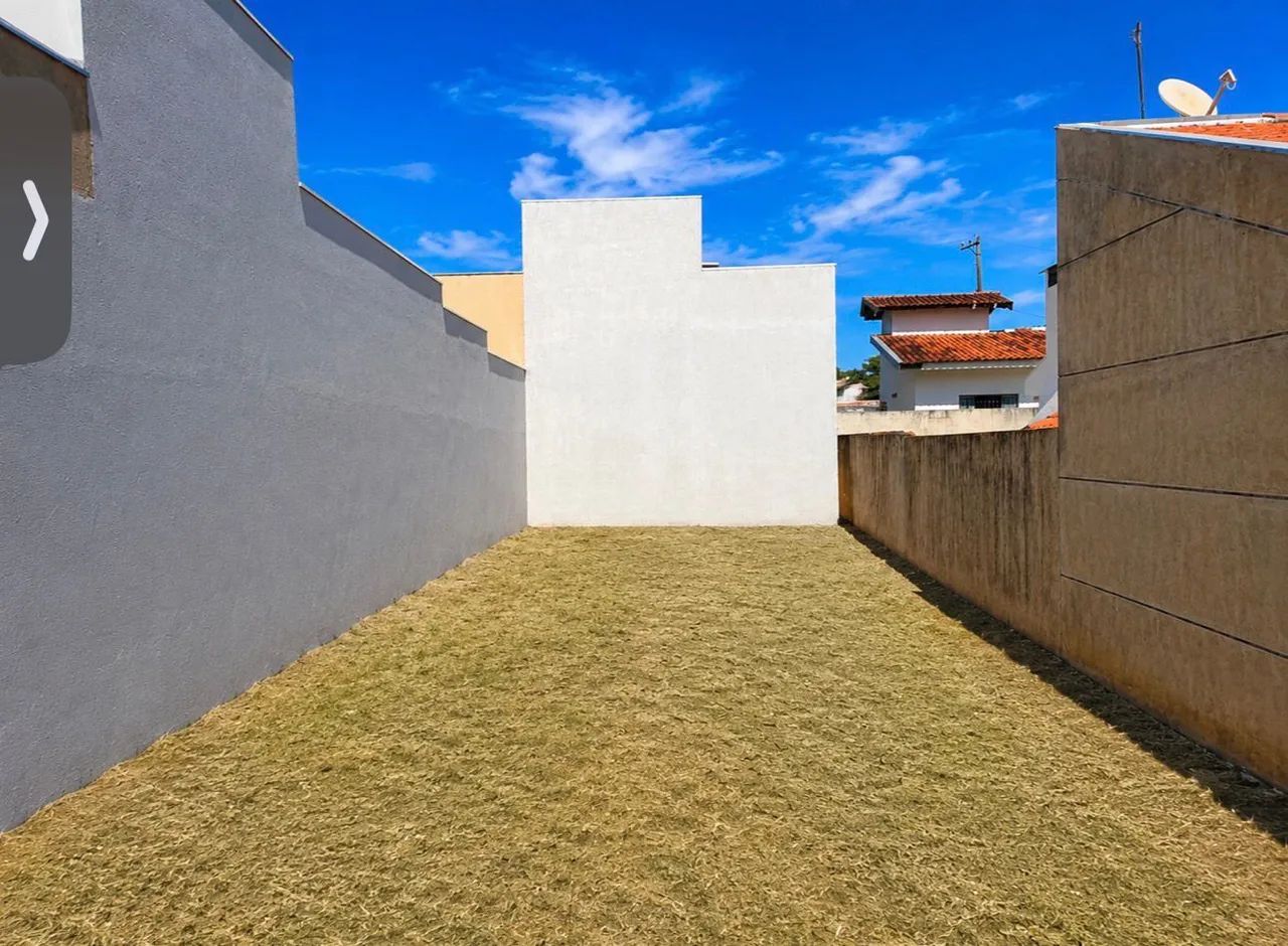 TERRENO À VENDA 
