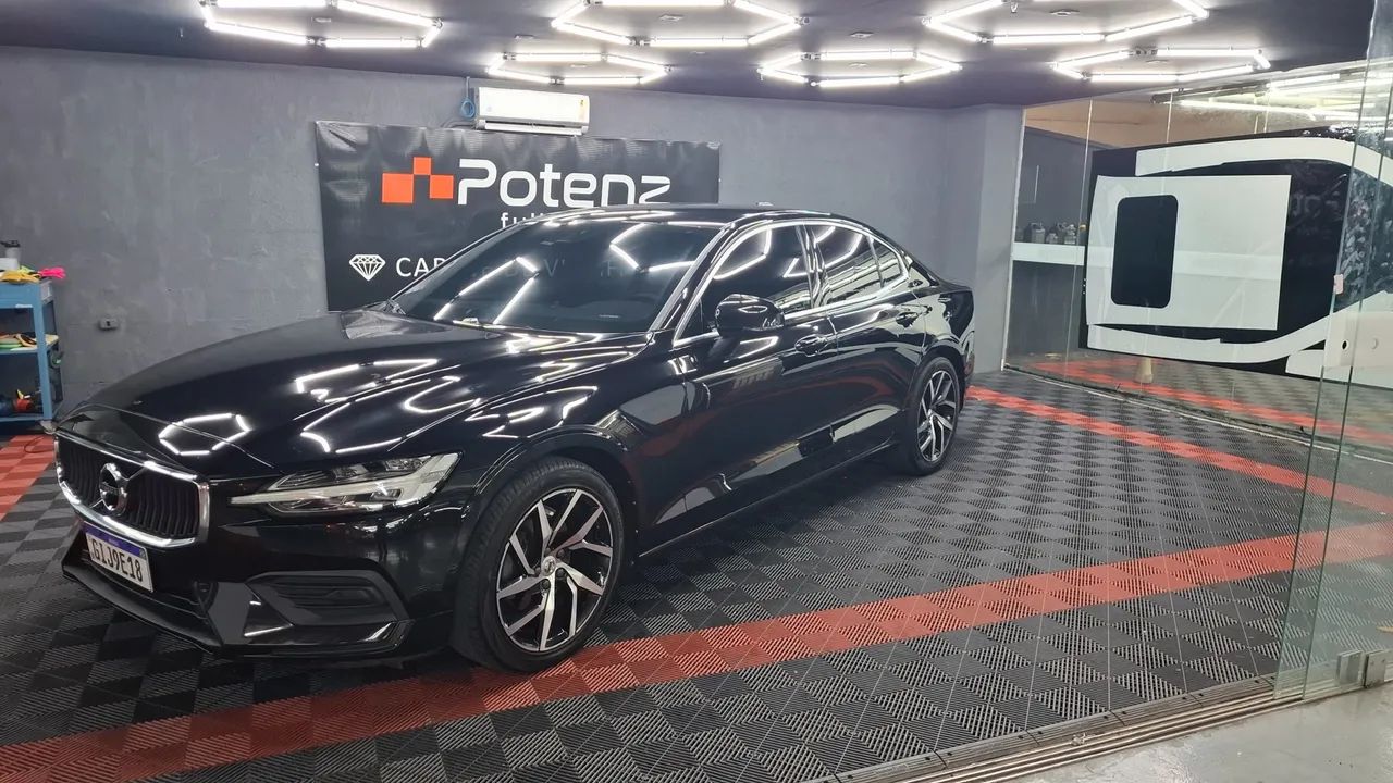 Volvo S60 S60 T-4 MOMENTUM 2.0 190cv 4p 2020