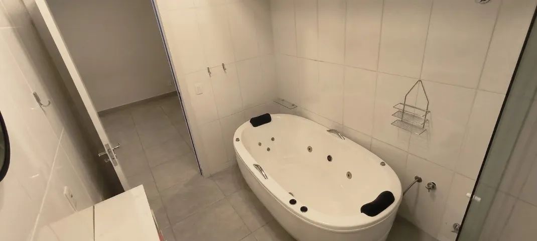 Casa Ampla e Mobiliada no Parque São Jorge (Itacorubi) | 270m², Energia Solar, Automação e - Foto 3