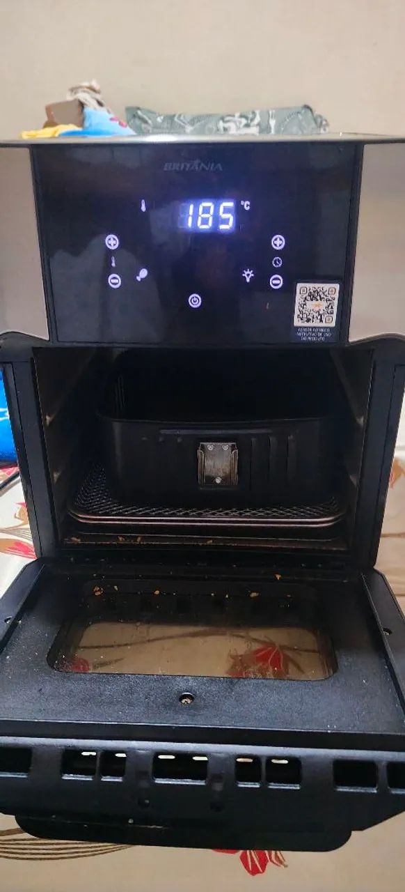 Airfryer praticamente nova 