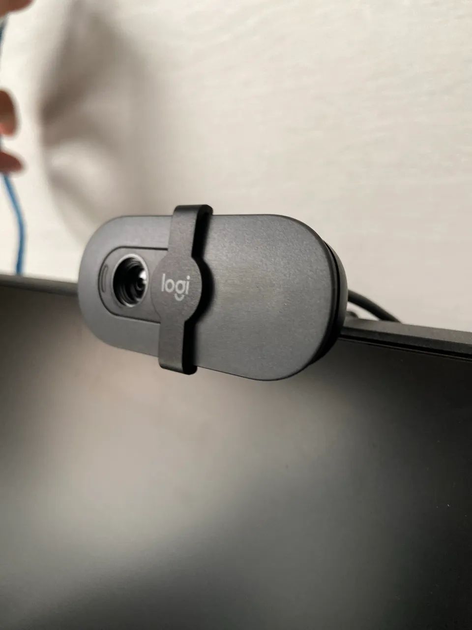 Webcam Logitech Brio 100 - Foto 2