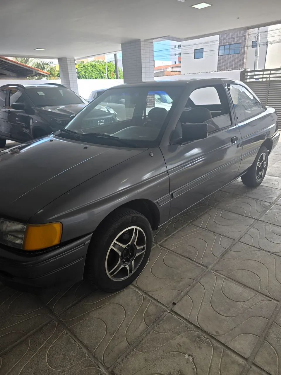 Ford Escort Escort L/LX 1.6 1993