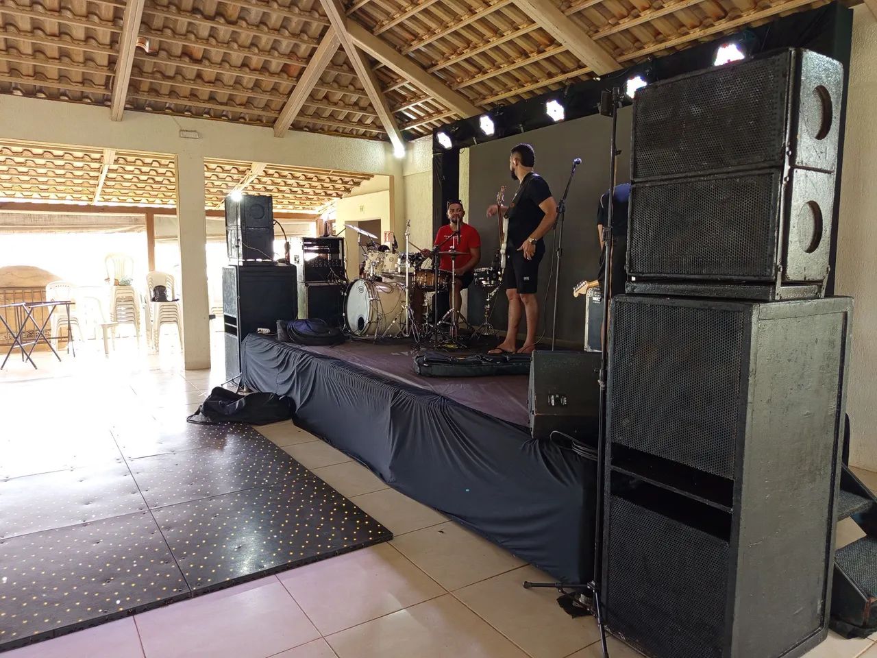 Locação de Sistemas de Áudio, luz e Palco - Foto 3