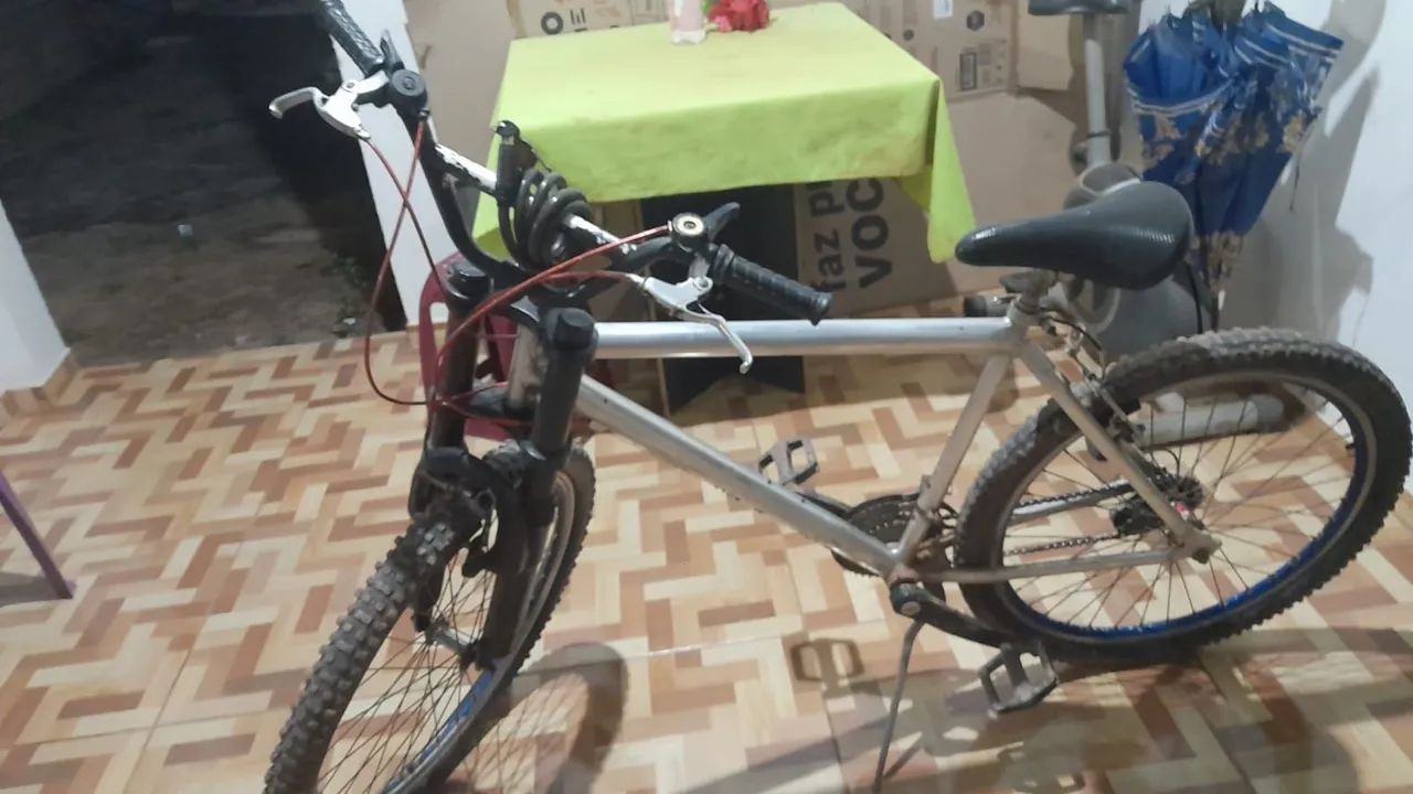 Bicicleta de Alumínio  - Foto 3