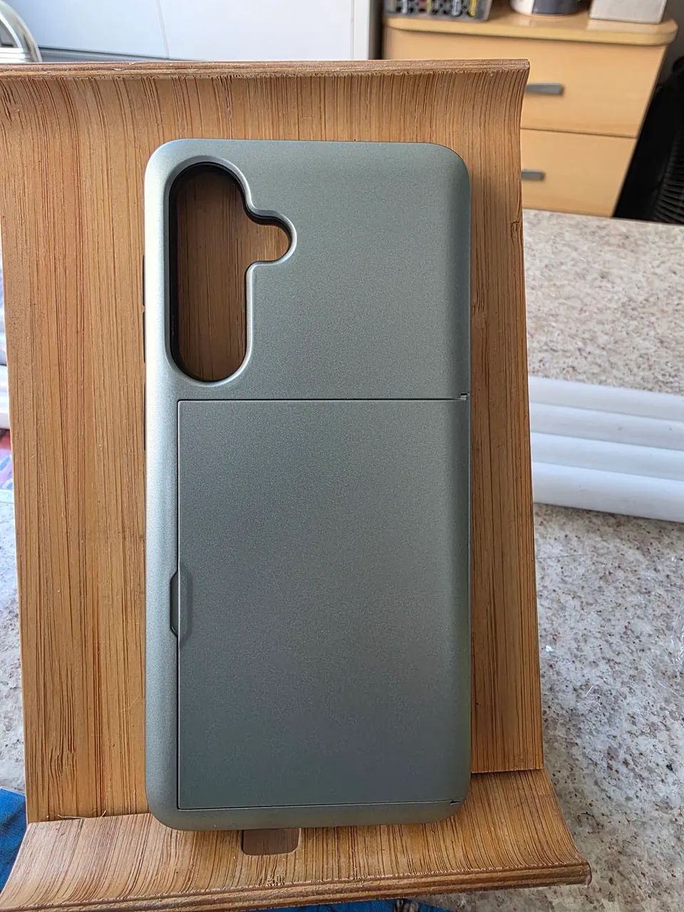Capa de celular Galaxy S24/25 com porta-cartão embutido - Foto 4