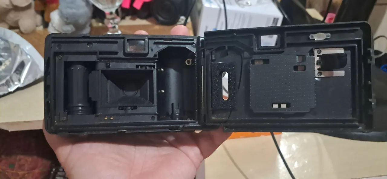 Vendo câmera nikon EF100 - Foto 2