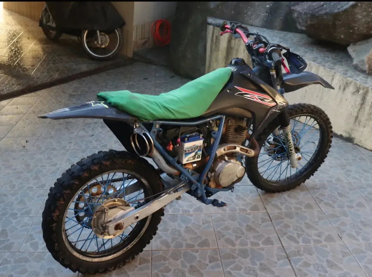 NX200 modificada para trilhas - Foto 4