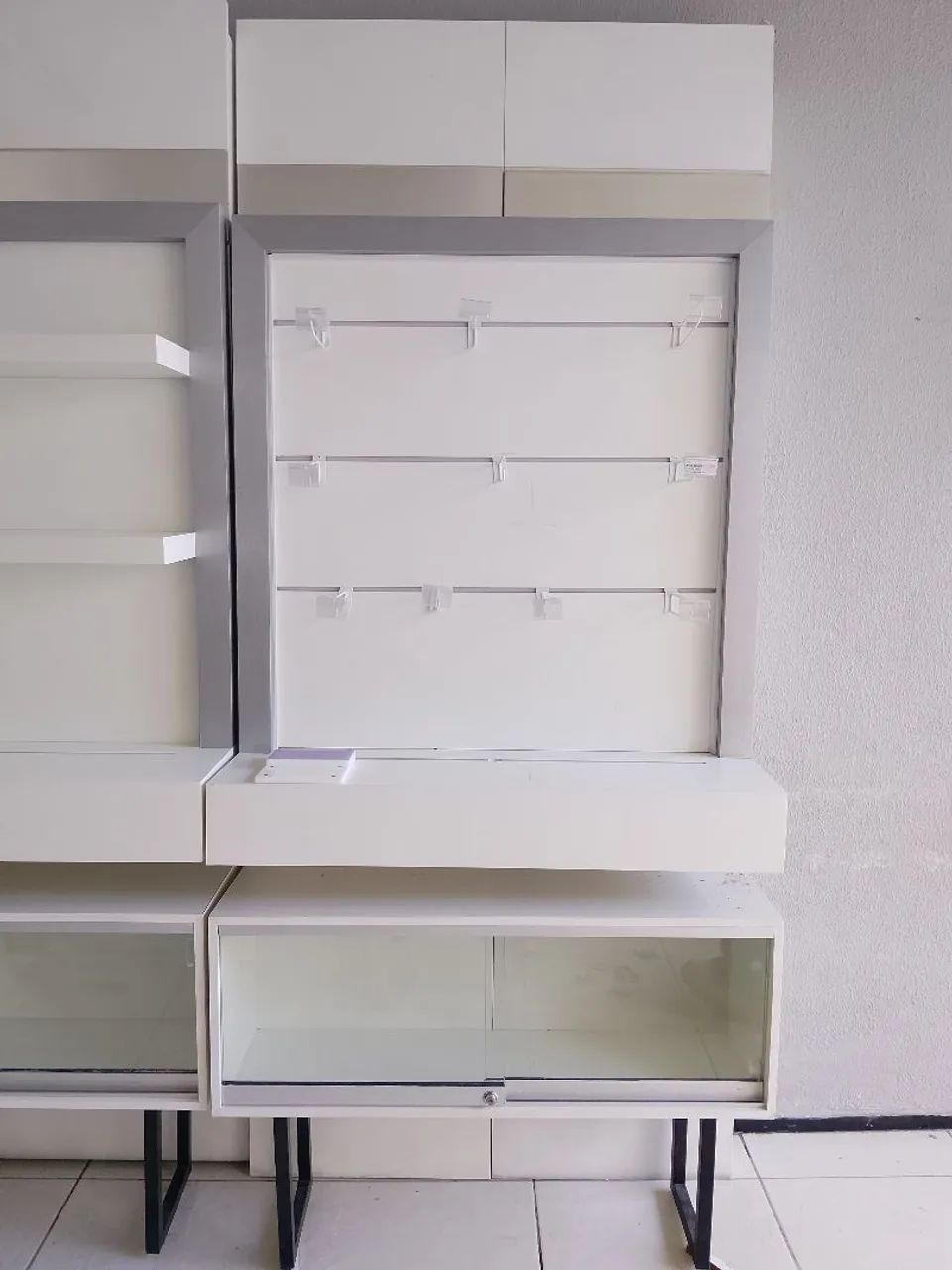 Mostruário de celular para  sua loja e uma recepção 